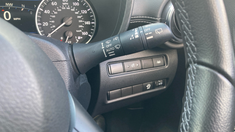 Nissan Juke 1.0 DiG-T 114 N-Connecta 5dr Petrol Hatchback